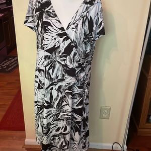 XL JM Collection dress